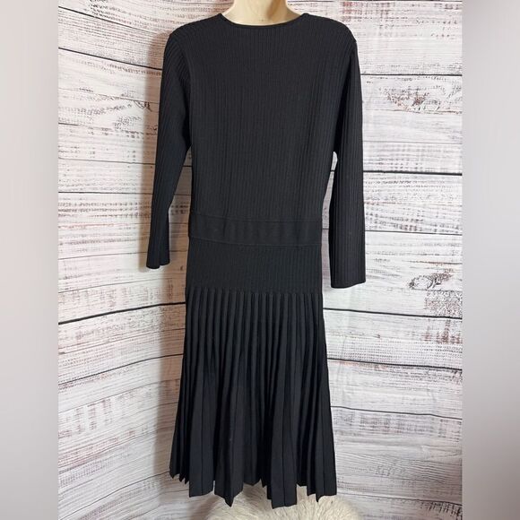 The Fold London Dress Womens Sz L V Neck Knit bandage Sculpt Black Fit & Flare - Picture 3 of 12